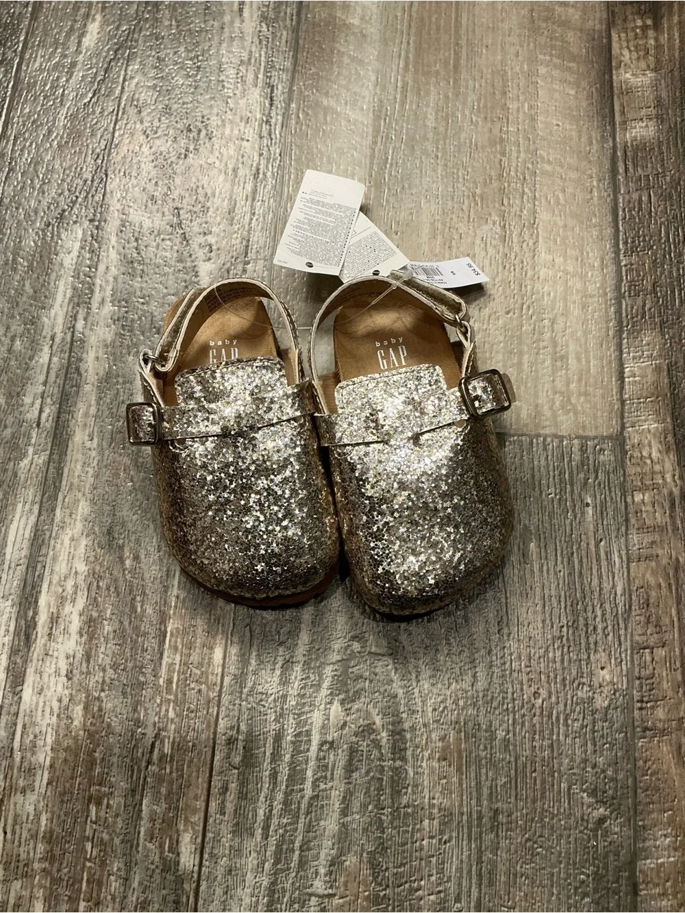 GAP Baby Glitter Clog Sandals in Gold Size 5/6